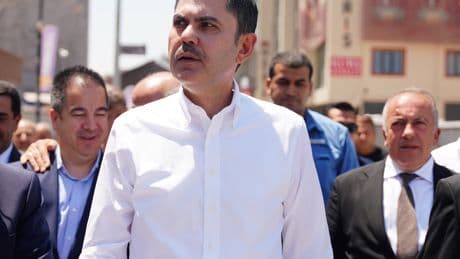 Bakan Kurum'dan müteahhitlere uyarı