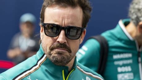 Pistas para adivinar por qué Fernando Alonso es un animal competitivo insaciable e incombustible