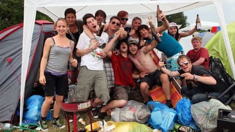 Festival-Camping - Das haben Rockfestival und Ballermann gemeinsam