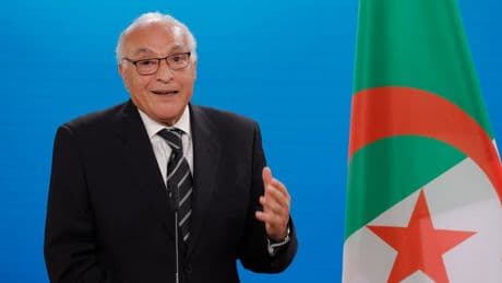 Après la France, l'Algérie annonce à son tour vouloir abroger l'accord d'exemption de visas pour les passeports diplomatiques