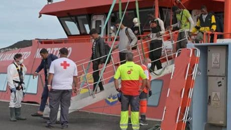 Cierran dos centros de acogida a personas migrantes en Galicia