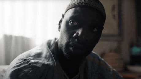 DJ Snake et Omar Sy dévoilent un court-métrage de soutien aux migrants