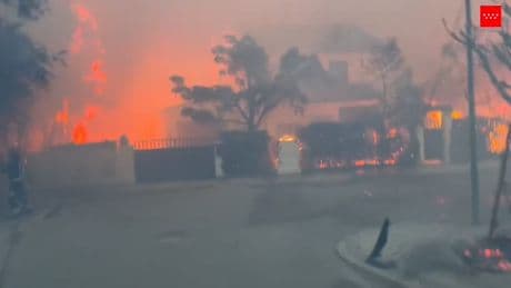 El incendio de Tres Cantos deja un fallecido: así evolucionan los incendios activos en España