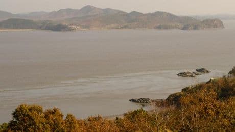 Un Nord-Coréen fuit à la nage vers la Corée du Sud accroché à du polystyrène
