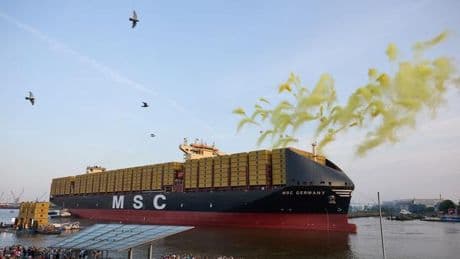 Festival am Hafen: Hafenspektakel bei Taufe der "MSC Germany"