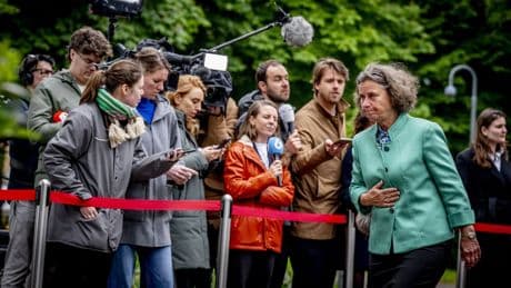 Asielminister Faber haalt hard uit naar coalitiepartners VVD en NSC: ‘Laat maar kletsen’