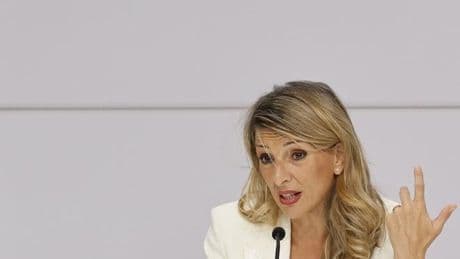 Yolanda Díaz urge a Sánchez a dar exlpicaciones por el caso Cerdán antes del 9 de julio y le anima a comparecer ante los medios "durante horas"