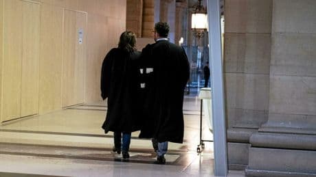 À Paris, trois adolescents jugés pour avoir fomenté un projet terroriste