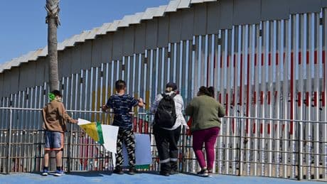 Familie schiebt sich selbst wegen Trump aus USA ab: „Alles, was wir tun, tun wir gemeinsam“