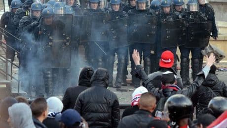 Francia psicoanaliza su violencia