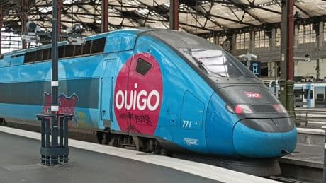 Ouigo se ha retirado parcialmente del Madrid-Barcelona. Acto seguido, los precios han caído en picado en Andalucía