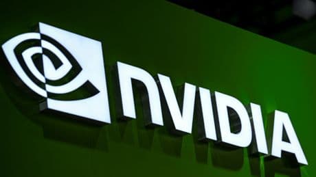 Nvidia met en avant son logo lors de l’Exposition internationale des chaînes d’approvisionnement à Pékin