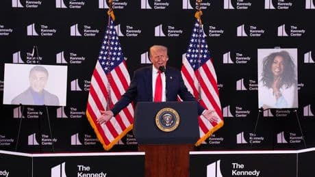 "Mettre fin à la politique woke": Sylvester Stallone et Gloria Gaynor honorés par Trump pour les prix du Kennedy Center