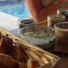 Alimentation : que contiennent vraiment les tartinades de l’apéro ?