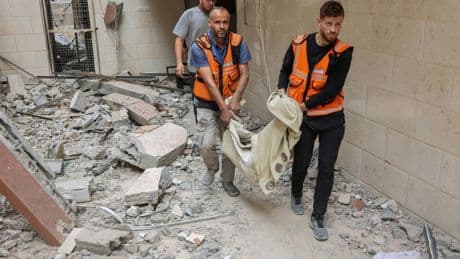Gaza: 55 morts dans des frappes, Israël menace d'une offensive «plus vaste»