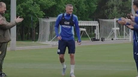 Leicester give Jamie Vardy emotional send-off as he trains for final time as Fox