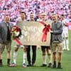„Tausend Dank, Thomas“: FC Bayern verabschiedet Müller vor Anpfiff