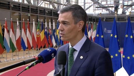Sánchez ve "muy buena noticia" la sentencia del TC e intenta rebajar la tensión con Trump: "EEUU es amigo de España"