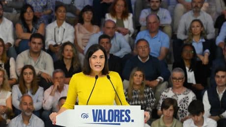 La alcaldesa de Santander del PP defiende que su "error" en el currículum "fue hace ocho años" y ha sido elegida dos veces