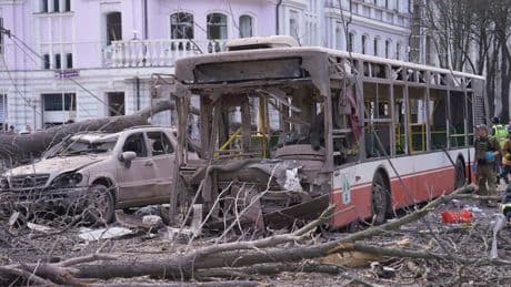 Starmer ‘appalled’ after Russian missiles kill 32 in Ukrainian city
