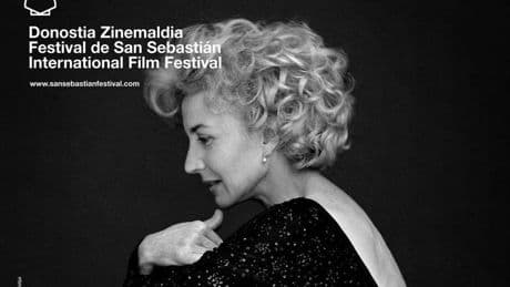 Cartel para Marisa Paredes en el Zinemaldia y Premio Donostia para la 'mano derecha' de Almodóvar