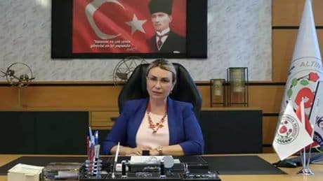CHP'li Altınova Belediye Başkanı, partisinden istifa etti