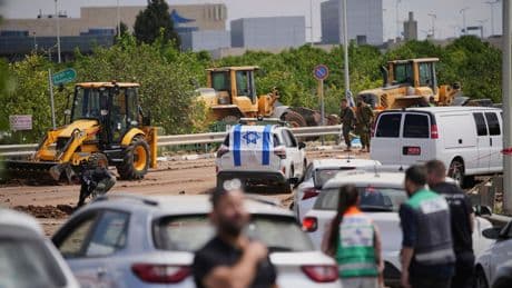 Raketenbeschuss: Huthi-Rakete auf Israel gefeuert – Armee meldet Treffer an Flughafen in Tel Aviv