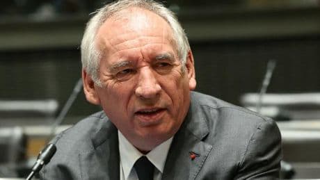 Affaire Bétharram, feux au Canada, canal de Suez, Chine : les informations de la nuit