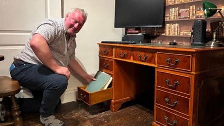 Lanark man discovers World War II documents hidden in antique desk