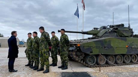 Rusland produceert inmiddels méér militair materieel dan aan het Oekraïense front nodig is, ziet de MIVD