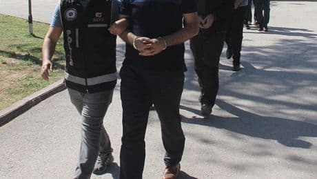 17 ilde FETÖ'nün mahrem yapılanmasına darbe