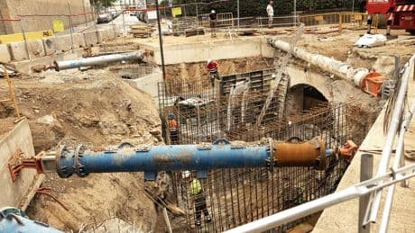 Recta final de las obras para acabar con las inundaciones en el Paral·lel