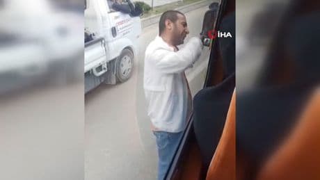 Yol verme kavgasında döner bıçağı çıkarttı