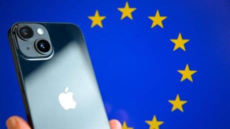 Verifica dell’età sui social, l’Italia fra i 5 Paesi dove verrà fatta la sperimentazione