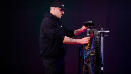 Top oder Schrott? Profi testet Lidl-Fahrrad-Gadget für 30 Euro