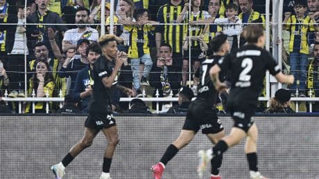 Ülker Stadyumu’nda "Ali Koç istifa" sloganları: Fenerbahçe 0-1 Beşiktaş