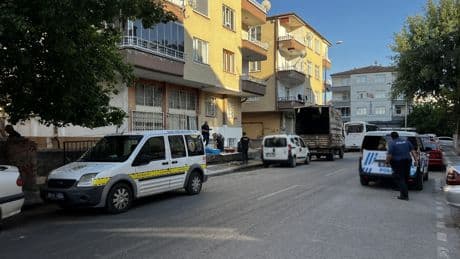 Yer Kayseri! Alkollü iki arkadaş birbirini bıçakladı