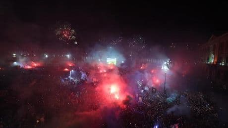 La volcánica ciudad de Nápoles explota con el 'Scudetto'