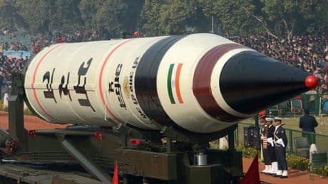 Así son las armas nucleares más potentes de India y Pakistán: misiles balísticos con ojivas atómicas de hasta 1.000 kg