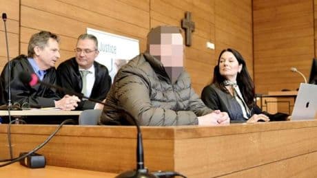 Heimliche Mails zwischen Richterin und Anklage – Prozess um tote Studentin wird neu aufgerollt