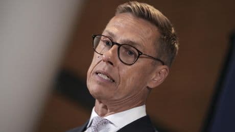 Guerre en Ukraine : le président finlandais Alexander Stubb espère que Donald Trump perdra patience avec la Russie