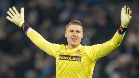 Torwart bleibt an Board - Lautern verlängert mit Julian Krahl