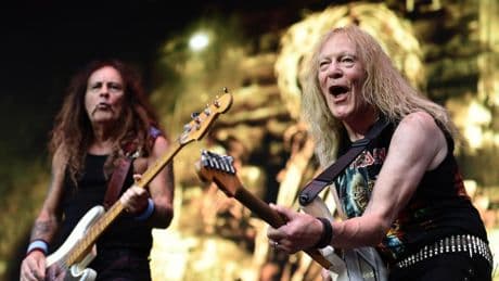 Iron Maiden celebra 50 años con un regreso al pasado en forma de recital de heavy ochentero