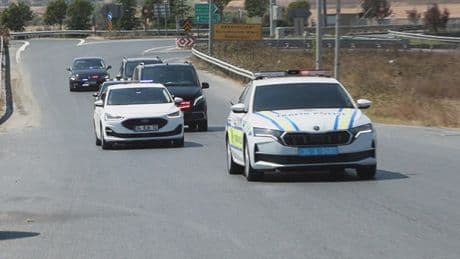 Özgür Özel'den İmamoğlu'na ziyaret