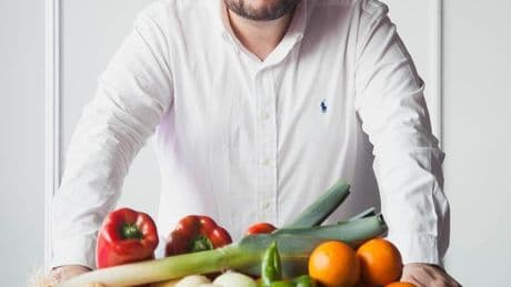 Giuseppe Russolillo, presidente de la Academia de Nutrición: "El ayuno intermitente no ha sido concebido para perder peso y puede poner en riesgo la salud"