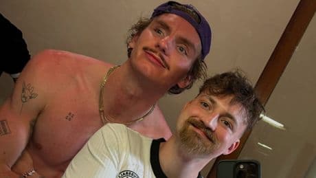 Was hinter ihrer Freundschaft steckt - YouTube-Star urlaubt mit DFB-Kicker Woltemade