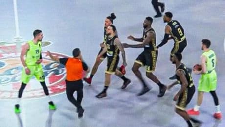 "Nos protegieron en la forma en la que apoyaron a Strazel en el incidente con Satoransky"