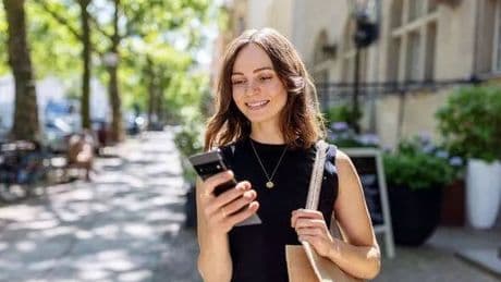 Spain holiday warning with £170 fine for tourist phone zombies