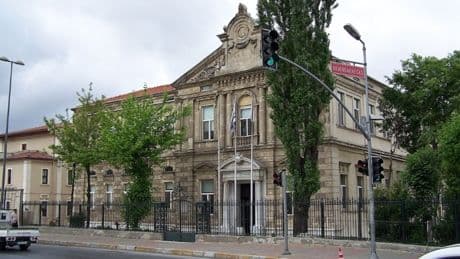 127 yıldır İstanbul'da hizmet veriyordu... Atatürk'ün doktorunun hastanesi kapatılıyor