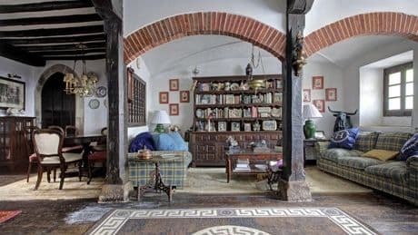 En venta la casa de Concha Espina que parece un cuadro impresionista